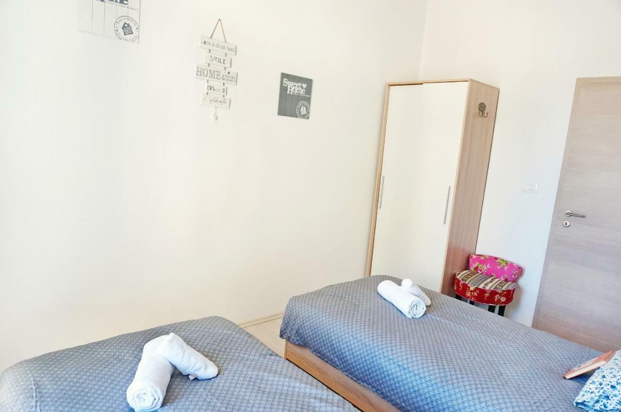 Apartments Epulon Пула Екстер'єр фото