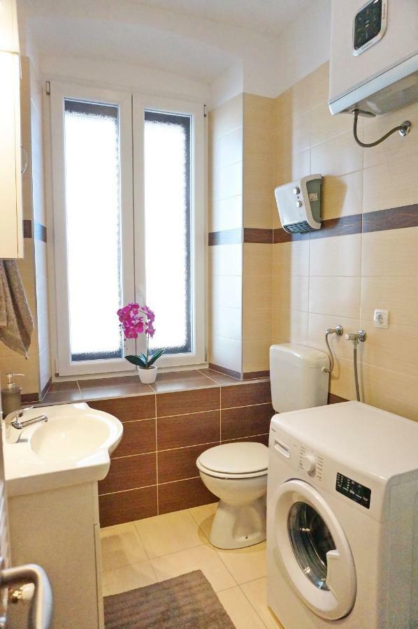 Apartments Epulon Пула Екстер'єр фото